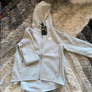 Nike High-Low, loose fit hoodie